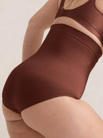 High-Waisted Seamless Smoothing Brief