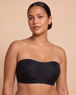 Stay-Put Strapless Push-Up Bra in Black