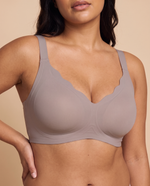 IsoLift Scalloped Everyday Jelly Bra in Grey